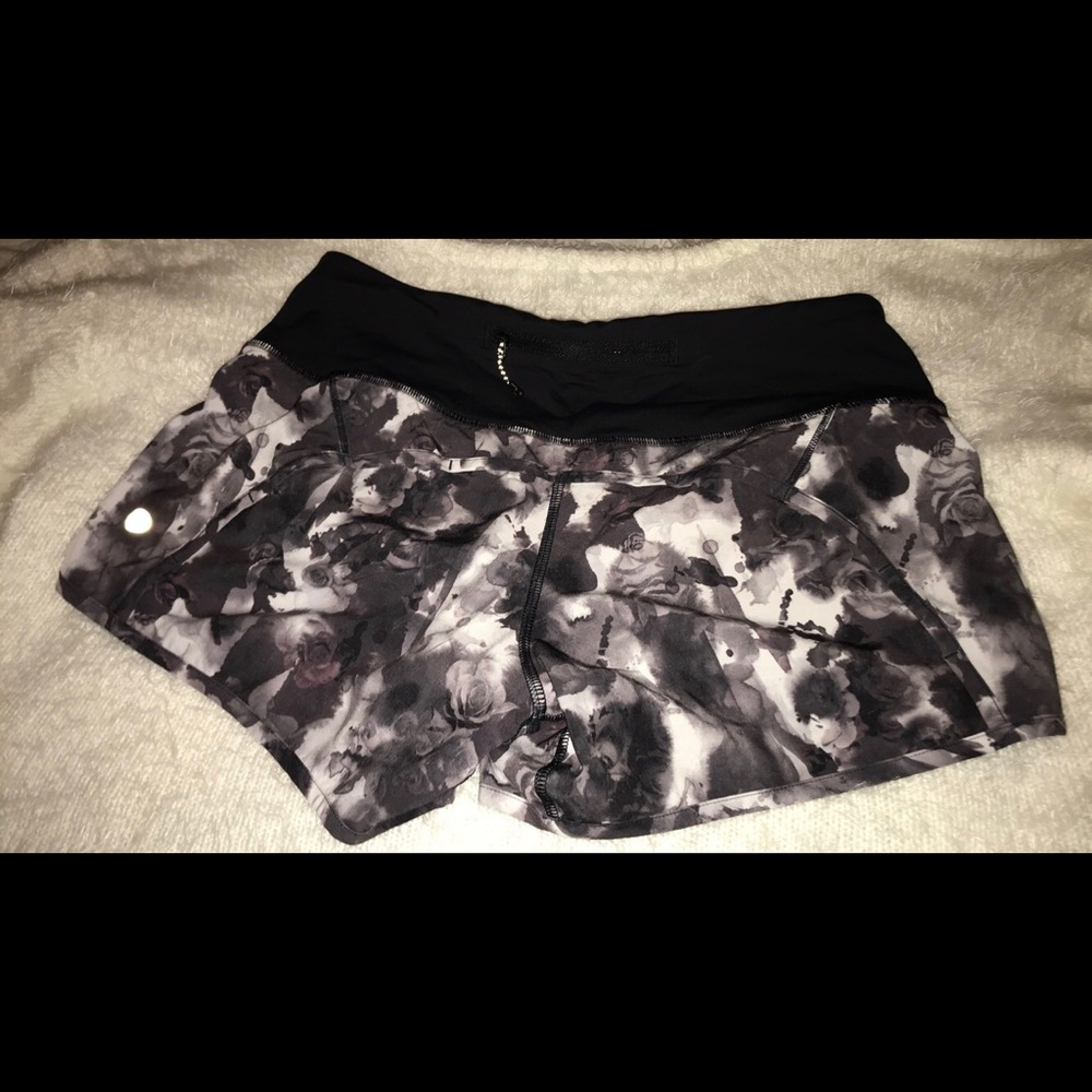 LULULEMON SHORTS!!!